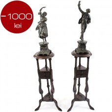 pereche de statuete Renaissance Revival. bronz patinat. Italia sec XIX pereche de statuete Renaissance Revival. bronz patinat. Italia sec XIX